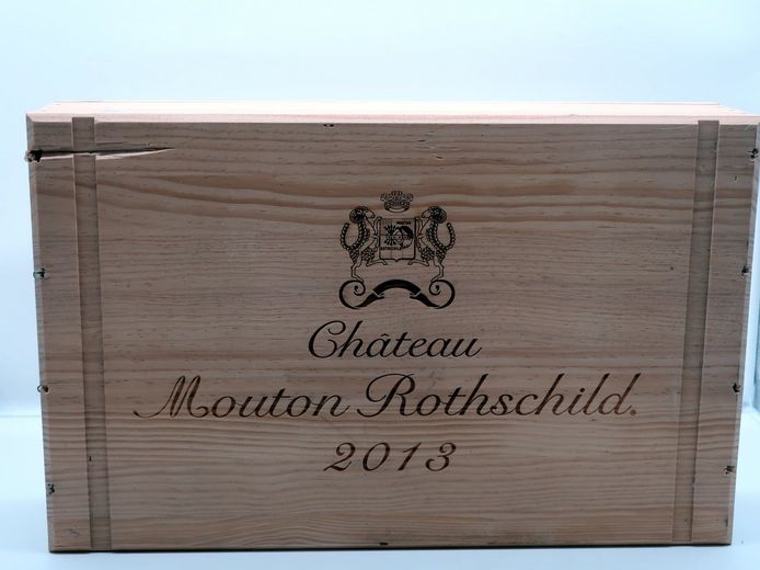 2013 Chateau Mouton Rothschild 1er Grand Cru Pauillac