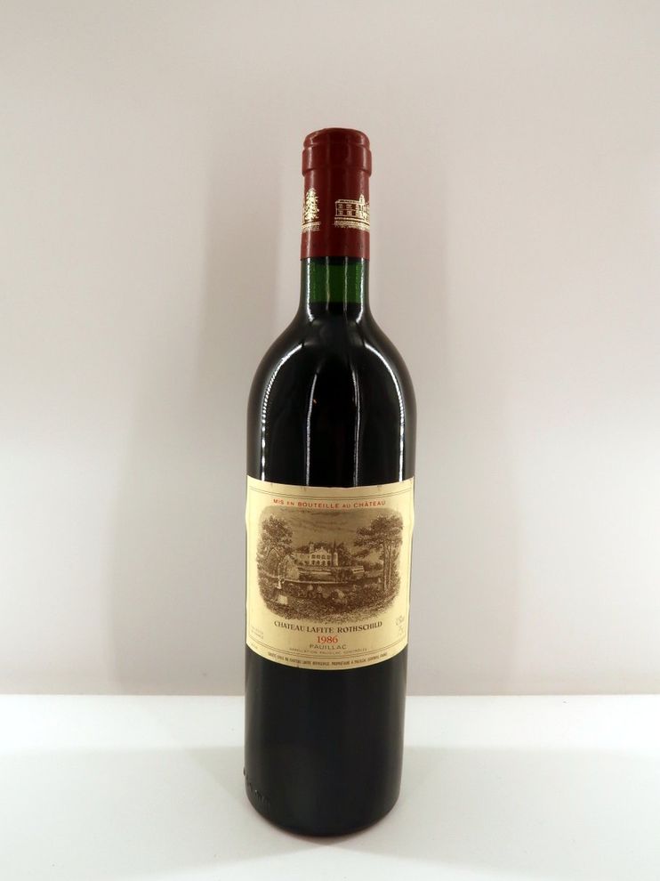 1986 Chateau Lafite Rothschild 1er Grand Cru Pauillac